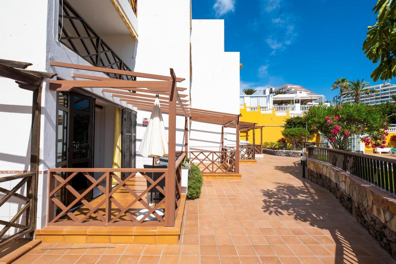 Neptuno Pool And Beach Private Access Puerto de Santiago  Dış mekan fotoğraf