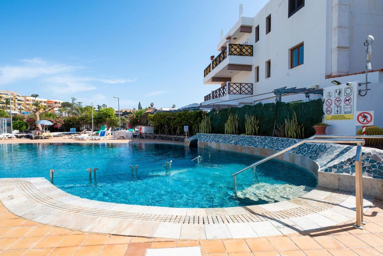 Neptuno Pool And Beach Private Access Puerto de Santiago  Dış mekan fotoğraf